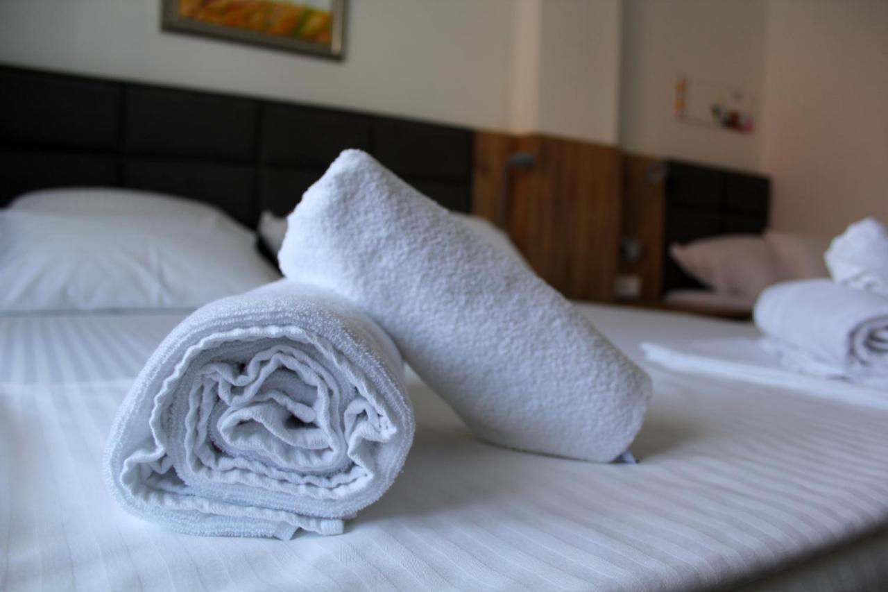 Royal Apartmani Banja Luka Luaran gambar